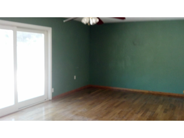 485 Strawberry Road, Unit A Watsonville, CA 95076 - Photo 7 of 8 Gallery Image 7
