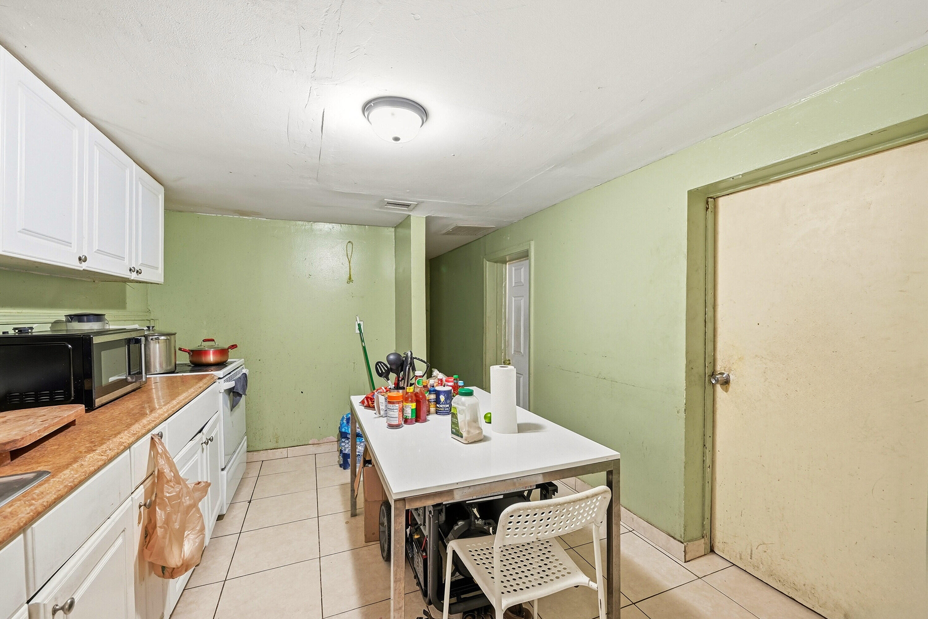 700 Southwest 8th Street Pompano Beach, FL 33060 - Photo 23 of 32 27_stl_0639