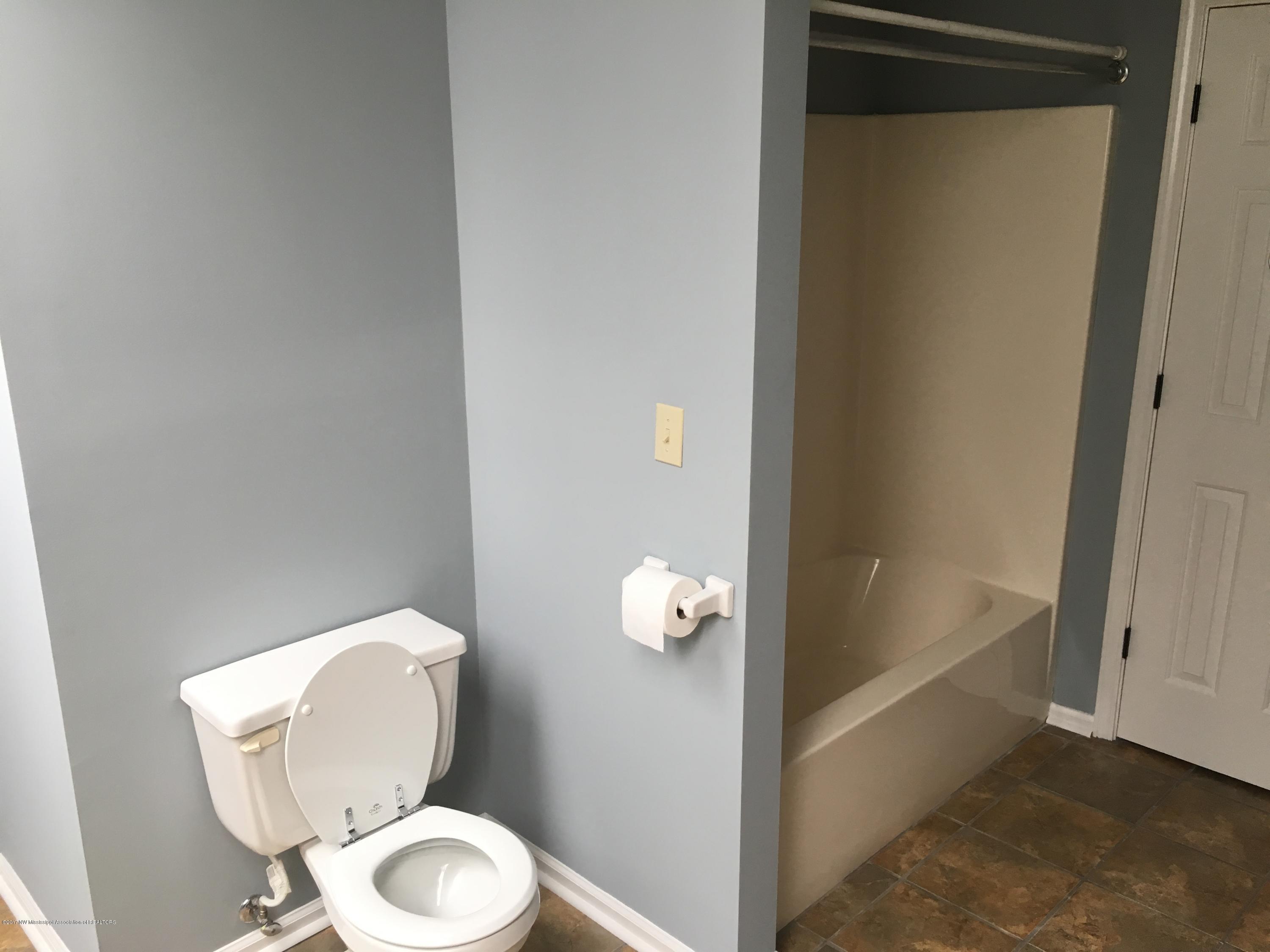 340 Oakley Road Senatobia, MS 38668 - Photo 36 of 53 oakley 25