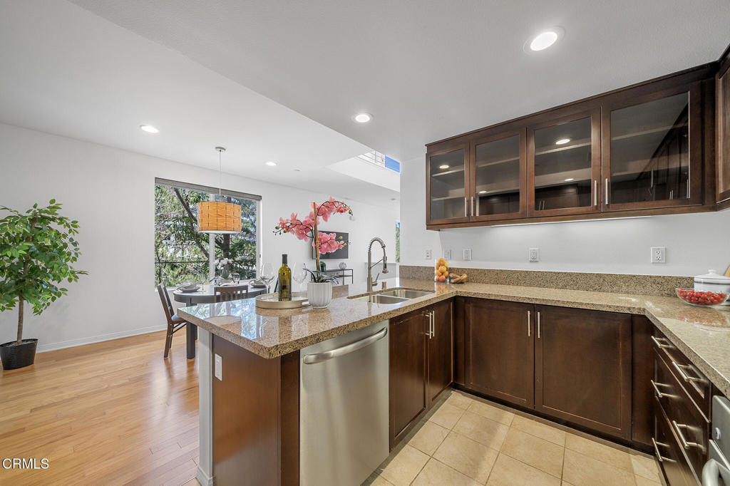 573 Rockefeller Irvine, CA 92612 - Photo 12 of 39 DSC03474