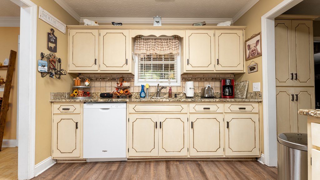 577 Rosemont Road LaGrange, GA 30241 - Photo 7 of 36 Gallery Image 7