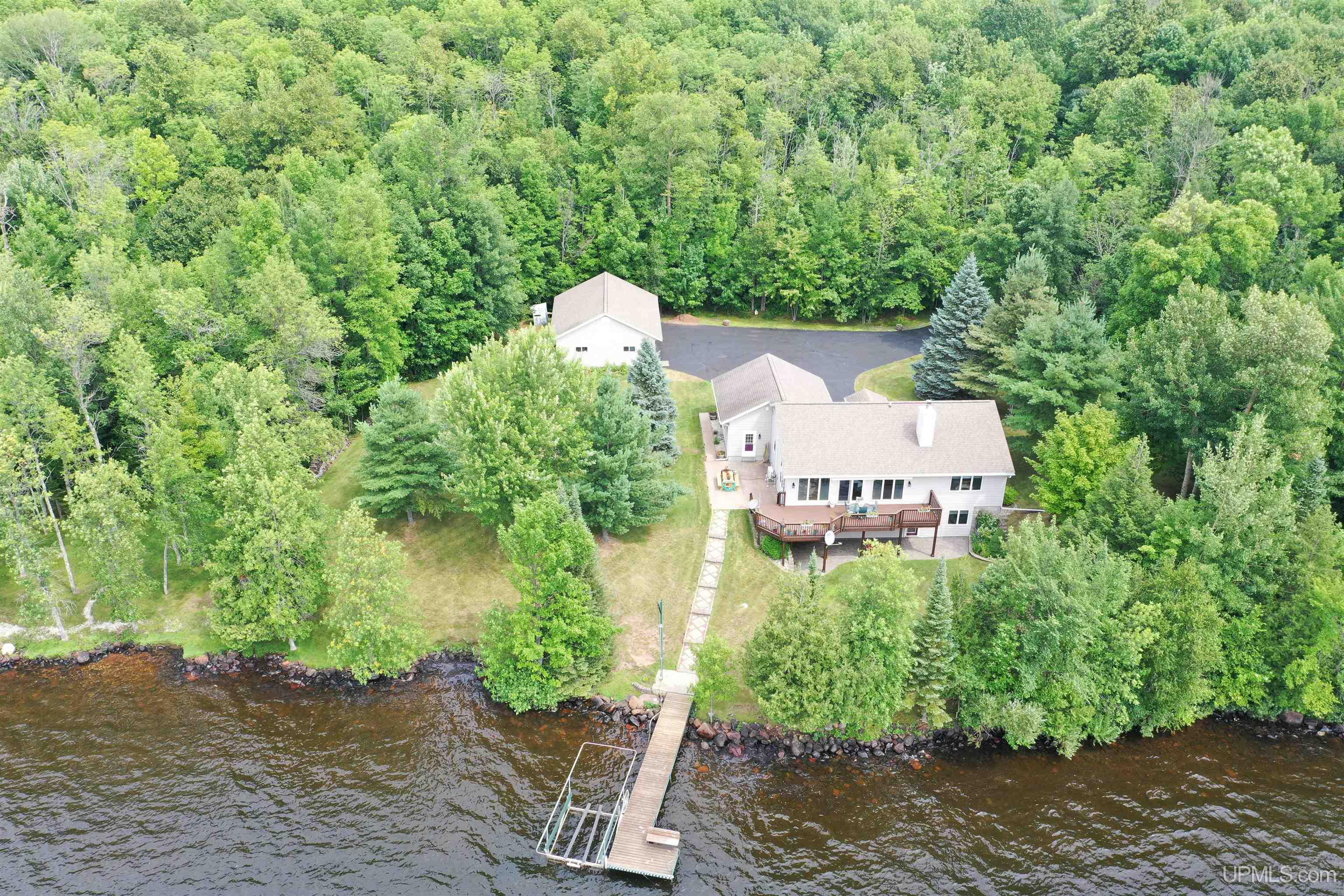 12883 East Shore Road Bergland, MI 49910 - Photo 1 of 56 Gallery Image 1