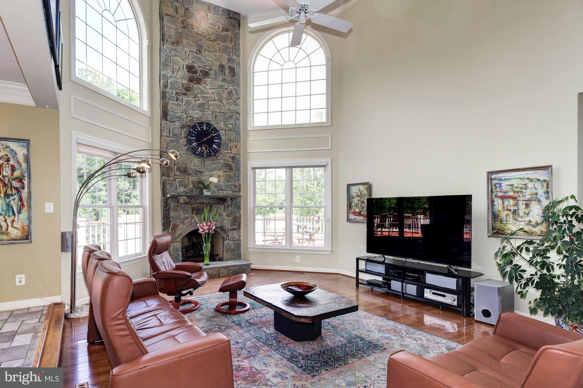 25103 Vista Ridge Road Laytonsville, MD 20882 - Photo 16 of 29 2 Story Family Room w/ Amazing Views