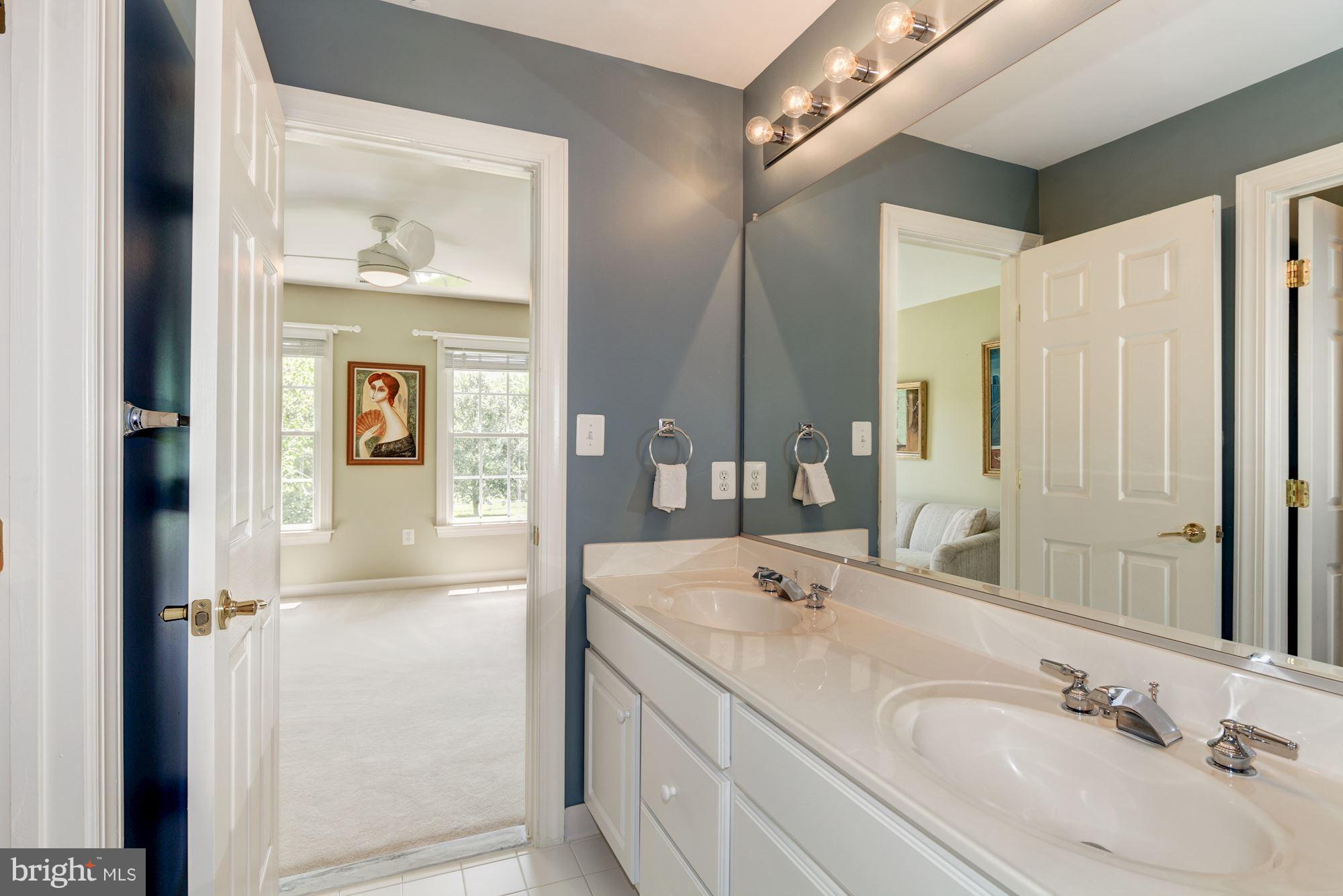 25103 Vista Ridge Road Laytonsville, MD 20882 - Photo 24 of 29 Bath