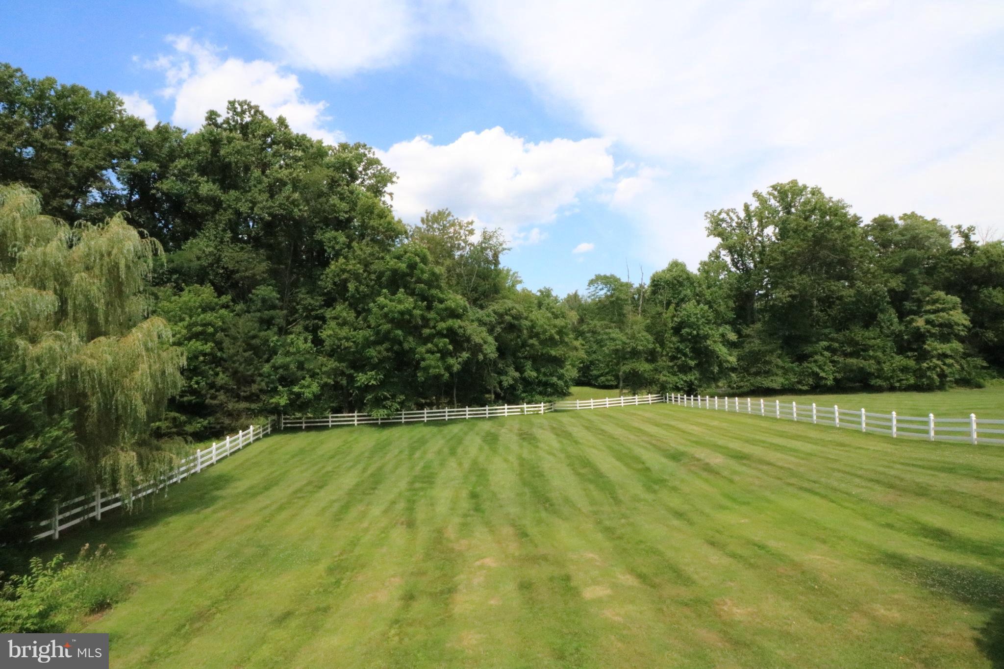 25103 Vista Ridge Road Laytonsville, MD 20882 - Photo 8 of 29 View