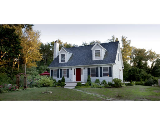 29 Hillcrest Road Scituate, MA 02066 - Photo 1 of 1 a front view of a house with a yard