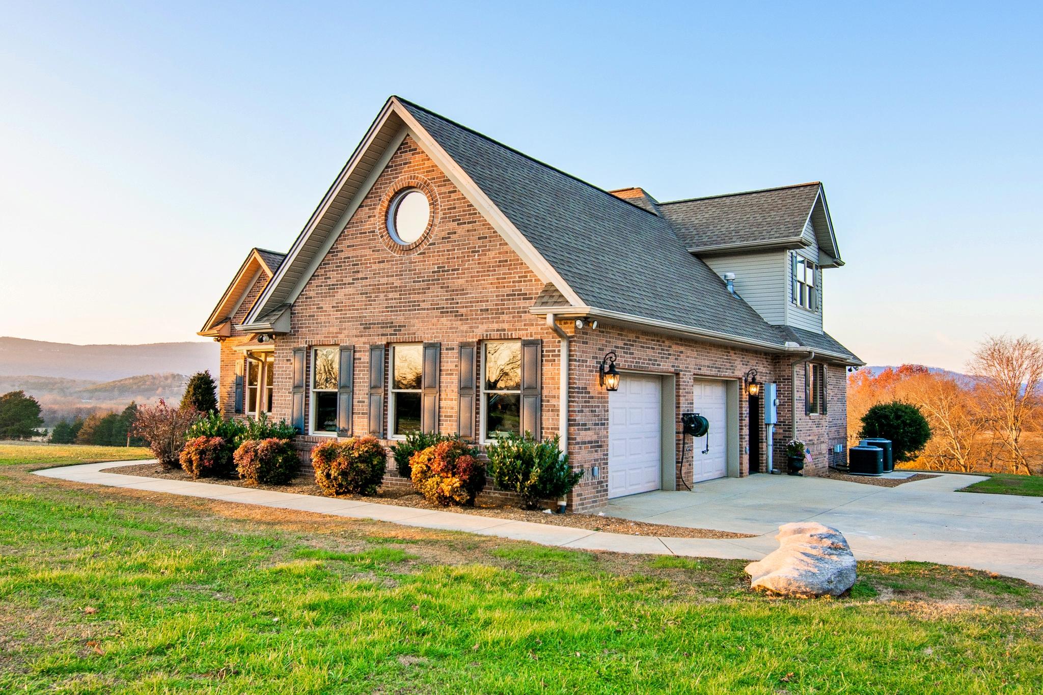 1122 Kell Loop Dunlap, TN 37327 - Photo 52 of 70 Front Garage 2
