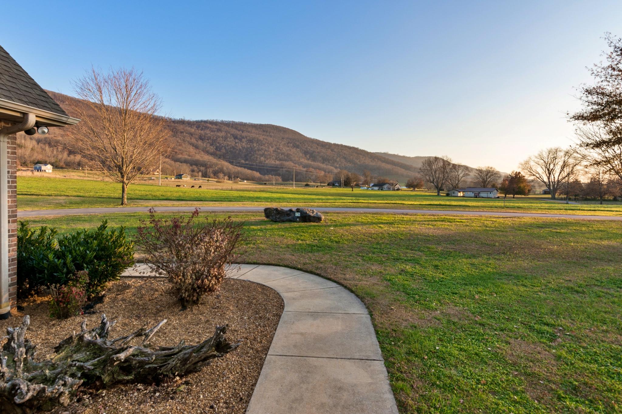 1122 Kell Loop Dunlap, TN 37327 - Photo 70 of 70 Walk way