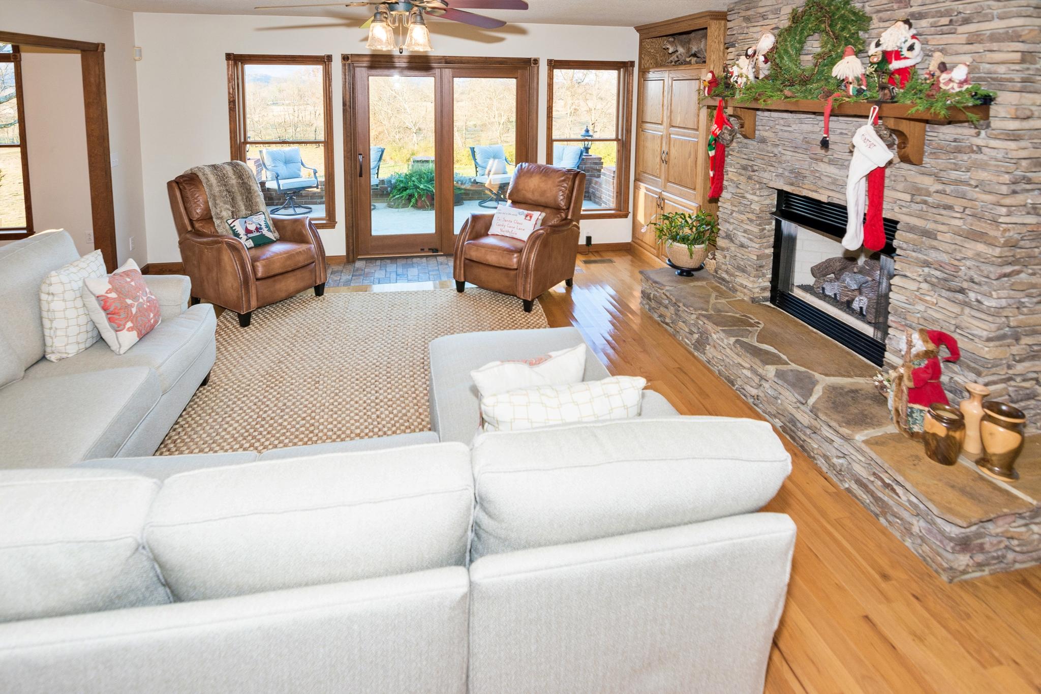 1122 Kell Loop Dunlap, TN 37327 - Photo 8 of 70 Great Room 3