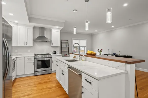 $849,000 | 472 Main Street, Unit C, Wakefield, MA 01880