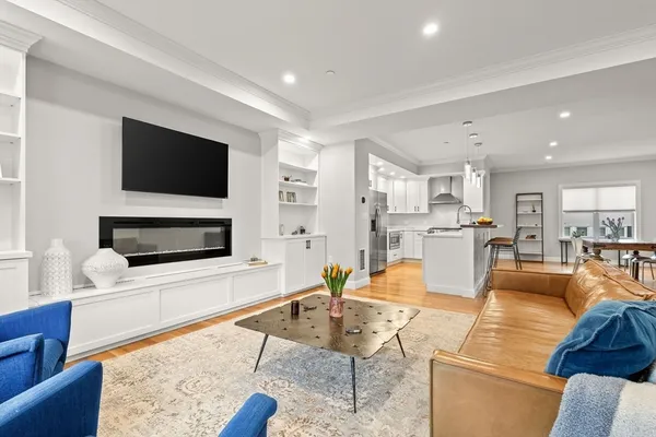 $849,000 | 472 Main Street, Unit C, Wakefield, MA 01880