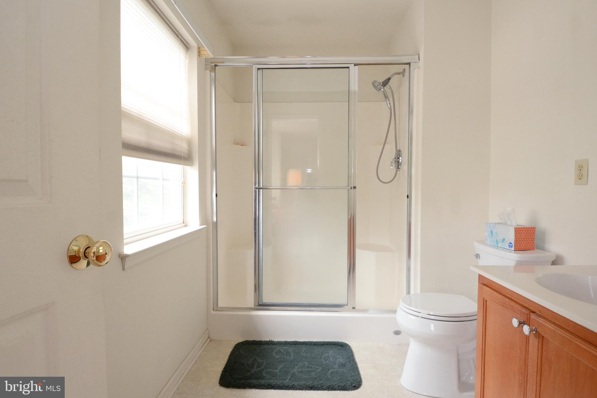 12 Hunters Lane Telford, PA 18969 - Photo 54 of 55 Stall Shower