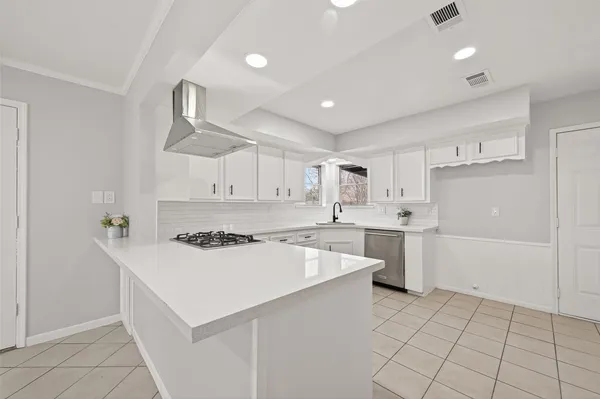$285,500 | 21710 Rotherham Drive, Spring, TX 77388