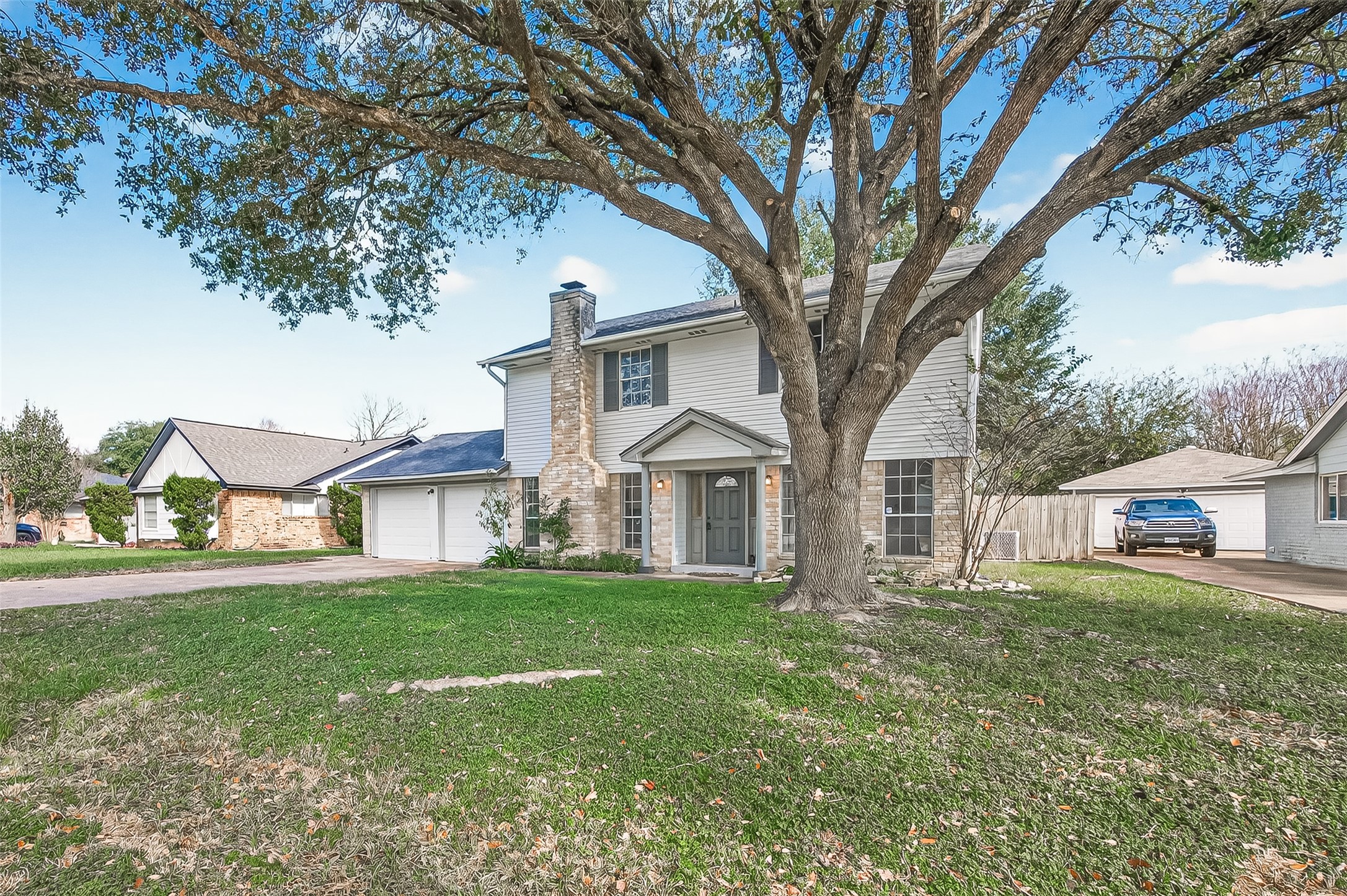 21710 Rotherham Drive Spring, TX 77388 - Photo 48 of 49 front view of a house with a yard