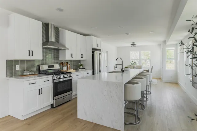 $2,095,000 | 1028 Lincoln Avenue, San Diego, CA 92103