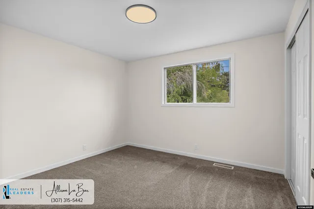 $379,900 | 3250 East 12th Street, Casper, WY 82609