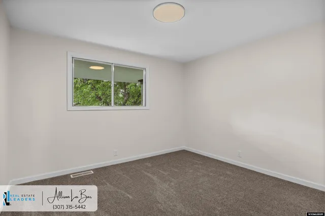 $379,900 | 3250 East 12th Street, Casper, WY 82609