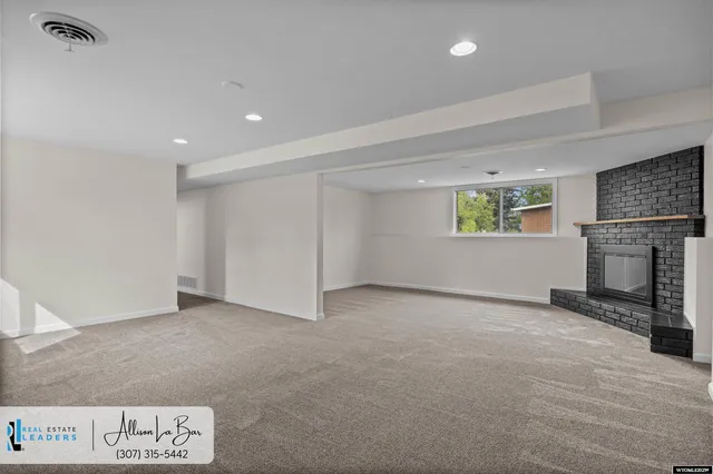 $379,900 | 3250 East 12th Street, Casper, WY 82609