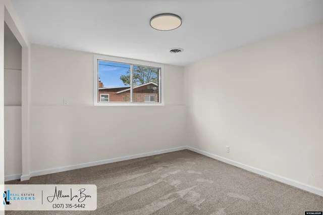 $379,900 | 3250 East 12th Street, Casper, WY 82609