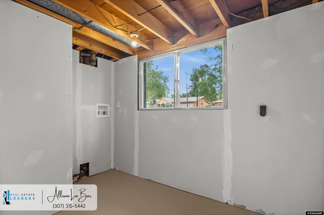 $379,900 | 3250 East 12th Street, Casper, WY 82609