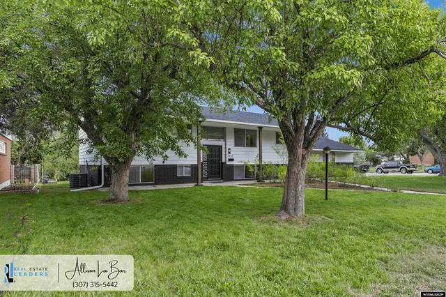 $379,900 | 3250 East 12th Street, Casper, WY 82609