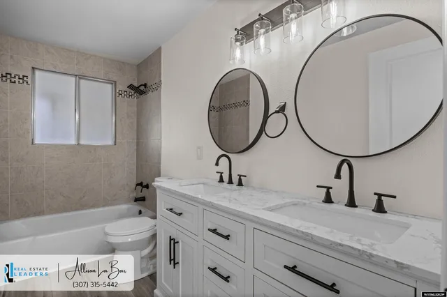 $379,900 | 3250 East 12th Street, Casper, WY 82609