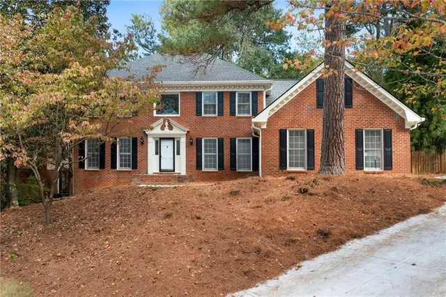 $675,000 | 3057 Four Oaks Drive, Dunwoody, GA 30360