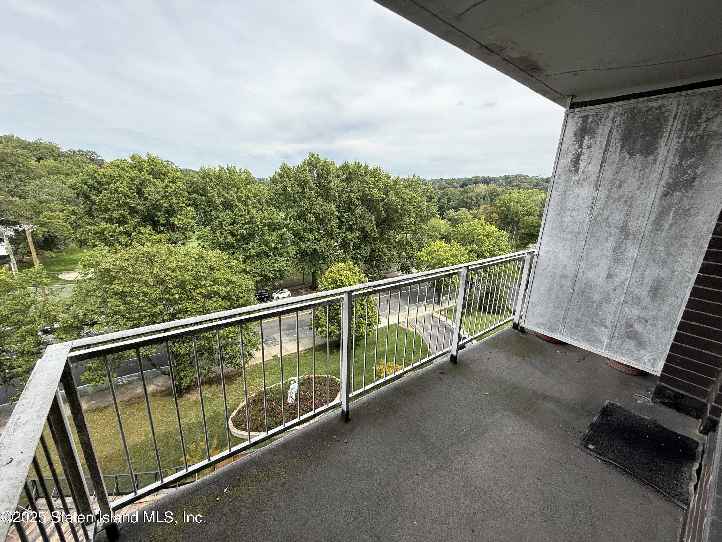 1100 Clove Road, Unit 7F Staten Island, NY 10301 - Photo 11 of 25 IMG_7918