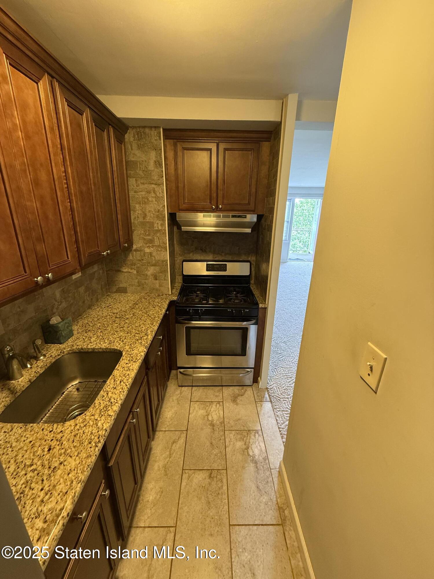 1100 Clove Road, Unit 7F Staten Island, NY 10301 - Photo 23 of 25 IMG_7909