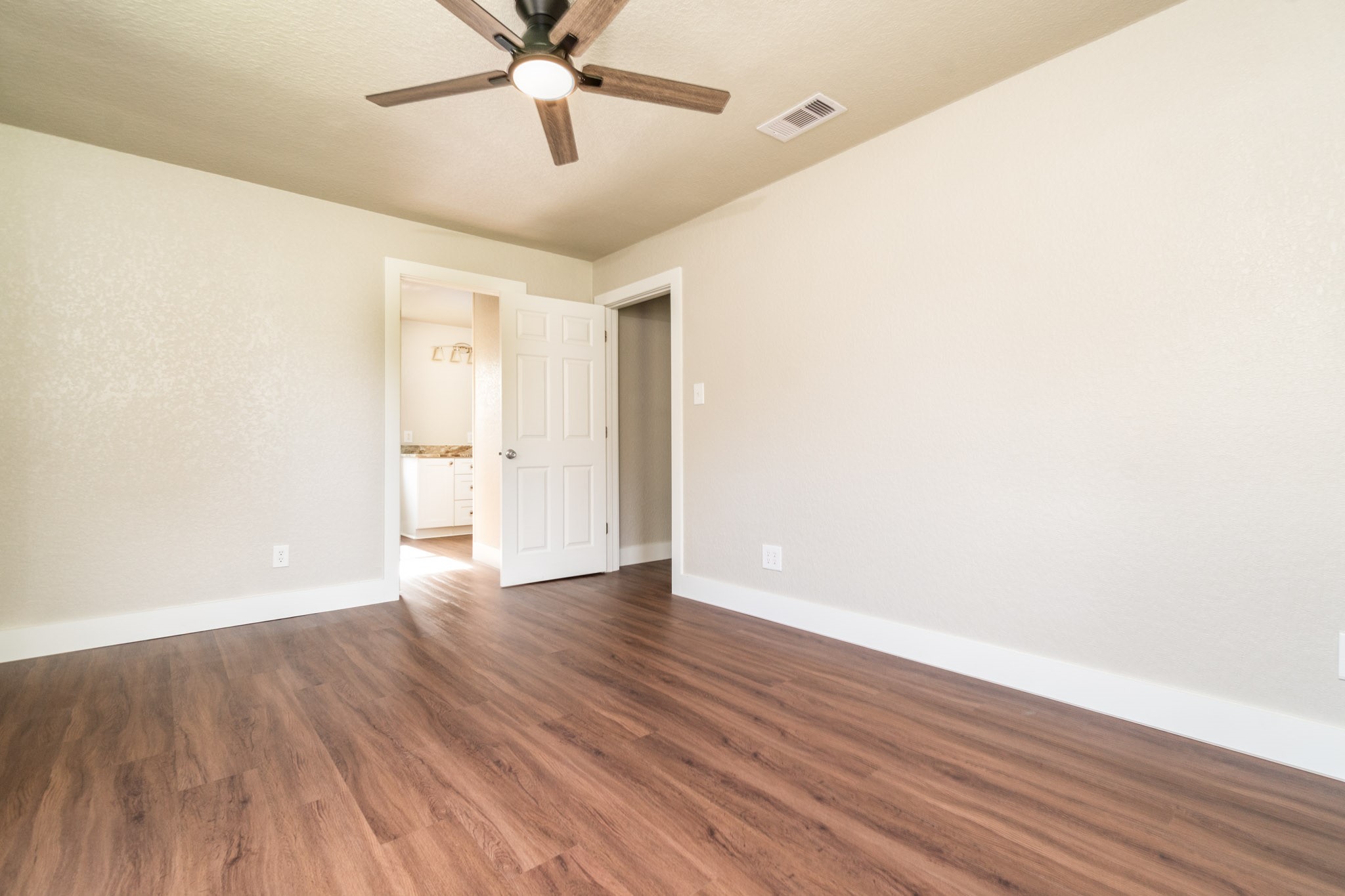 609 Pine Street Sweeny, TX 77480 - Photo 13 of 22