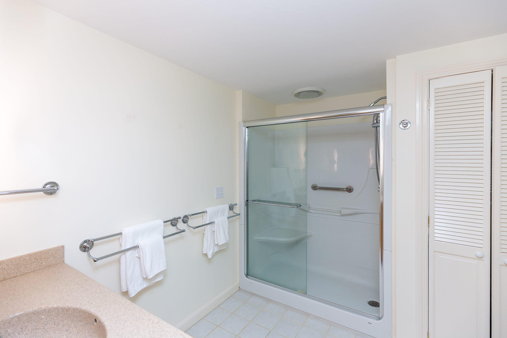 24 Freeman Road Yarmouth Port, MA 02675 - Photo 17 of 34 Bath 1