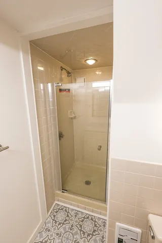 $2,300 | 369 Savin Hill Avenue, Unit 3, Boston, MA 02125