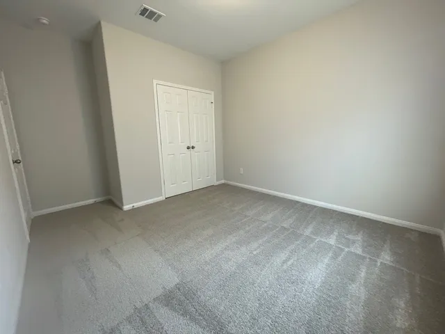 $1,595 | 227 County Road 5017, Cleveland, TX 77327