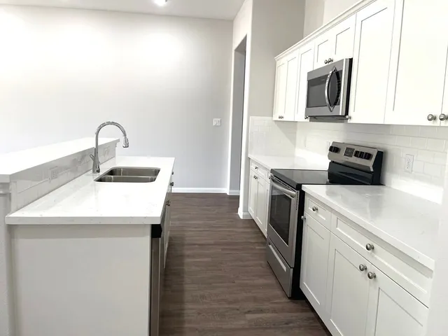 $1,595 | 227 County Road 5017, Cleveland, TX 77327