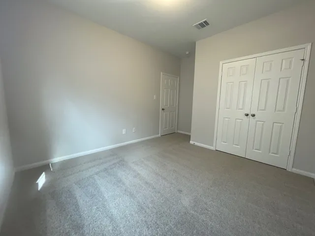 $1,595 | 227 County Road 5017, Cleveland, TX 77327