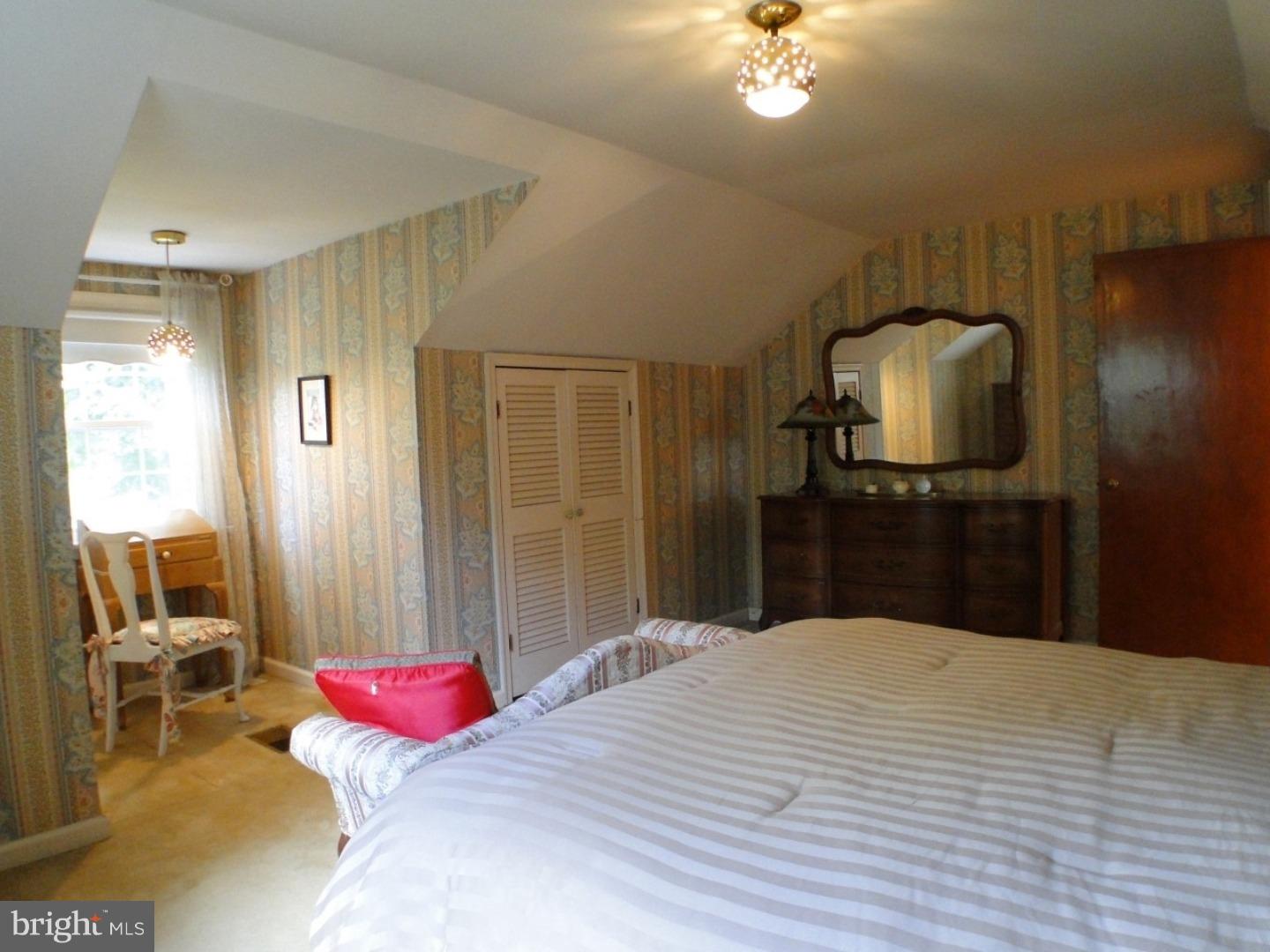 10975 Ellicott Road Philadelphia, PA 19154 - Photo 18 of 25 Bedroom 3