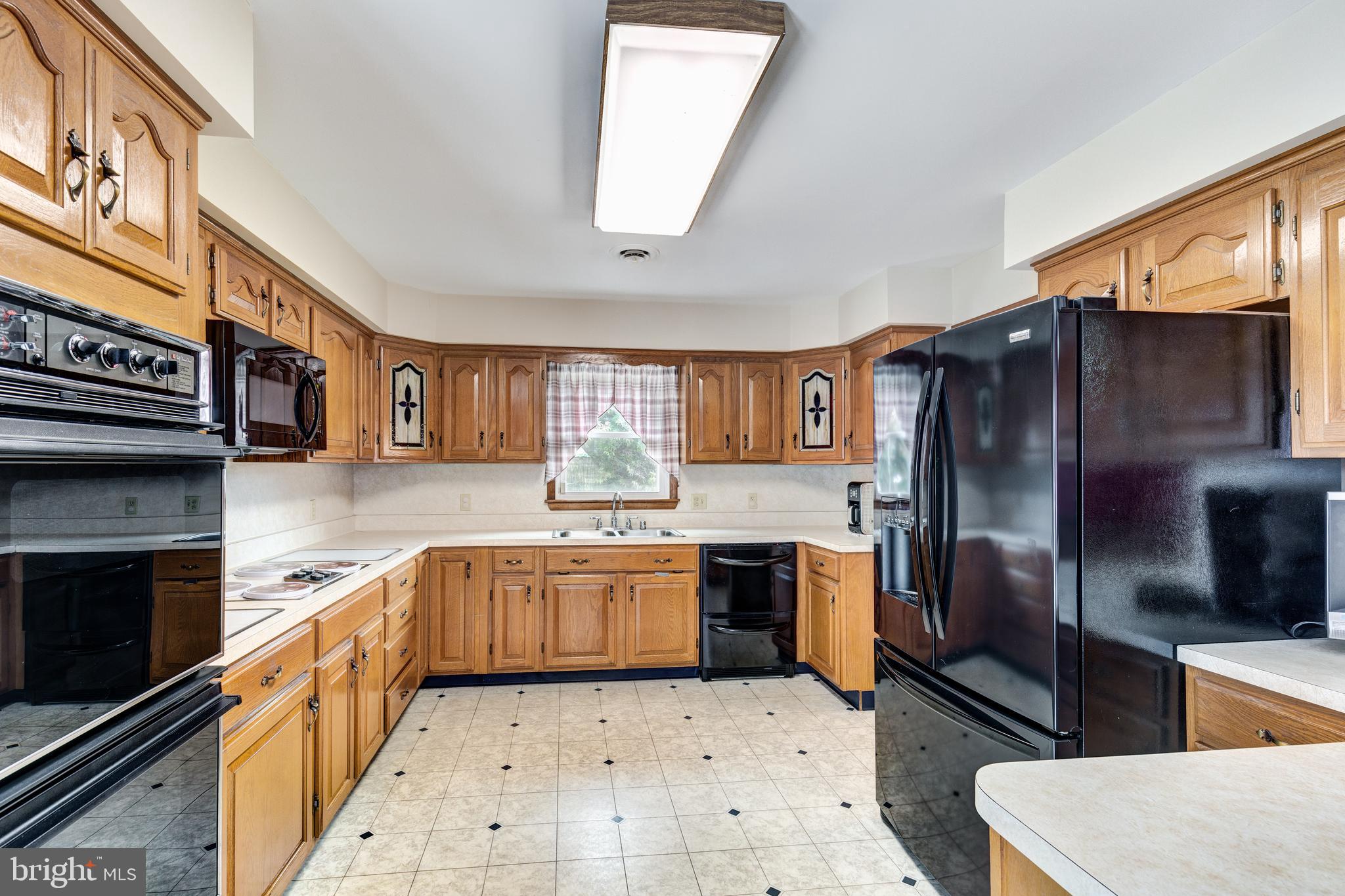 531 Marshall Drive Westminster, MD 21157 - Photo 16 of 27