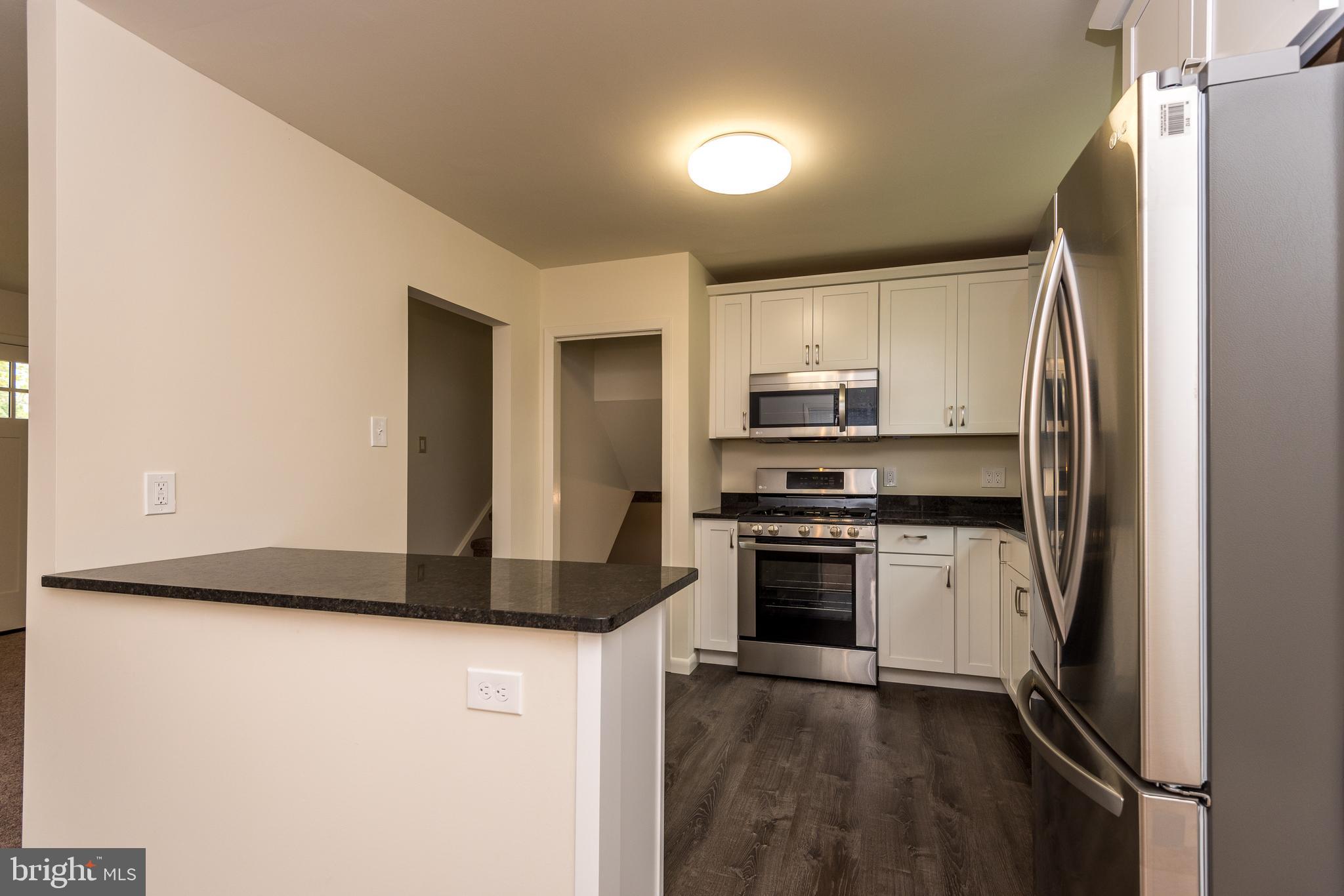 1252 June Road Warminster, PA 18974 - Photo 8 of 22 Brand New Kitchen and Appliances