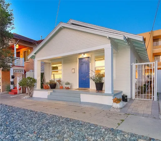a view of a house with outdoor space
