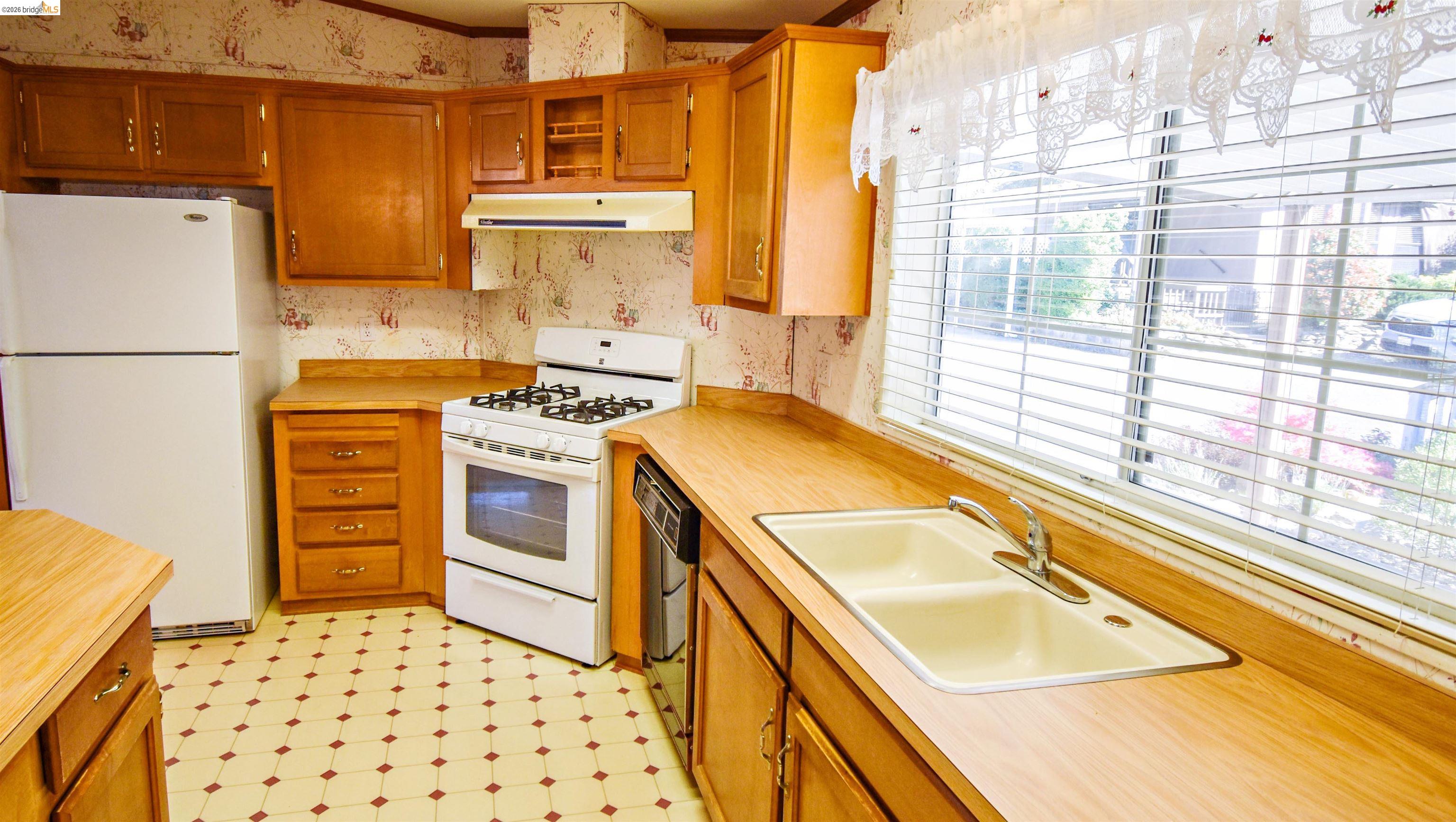 18717 Mill Villa Road, Unit 112 Jamestown, CA 95327 - Photo 12 of 30