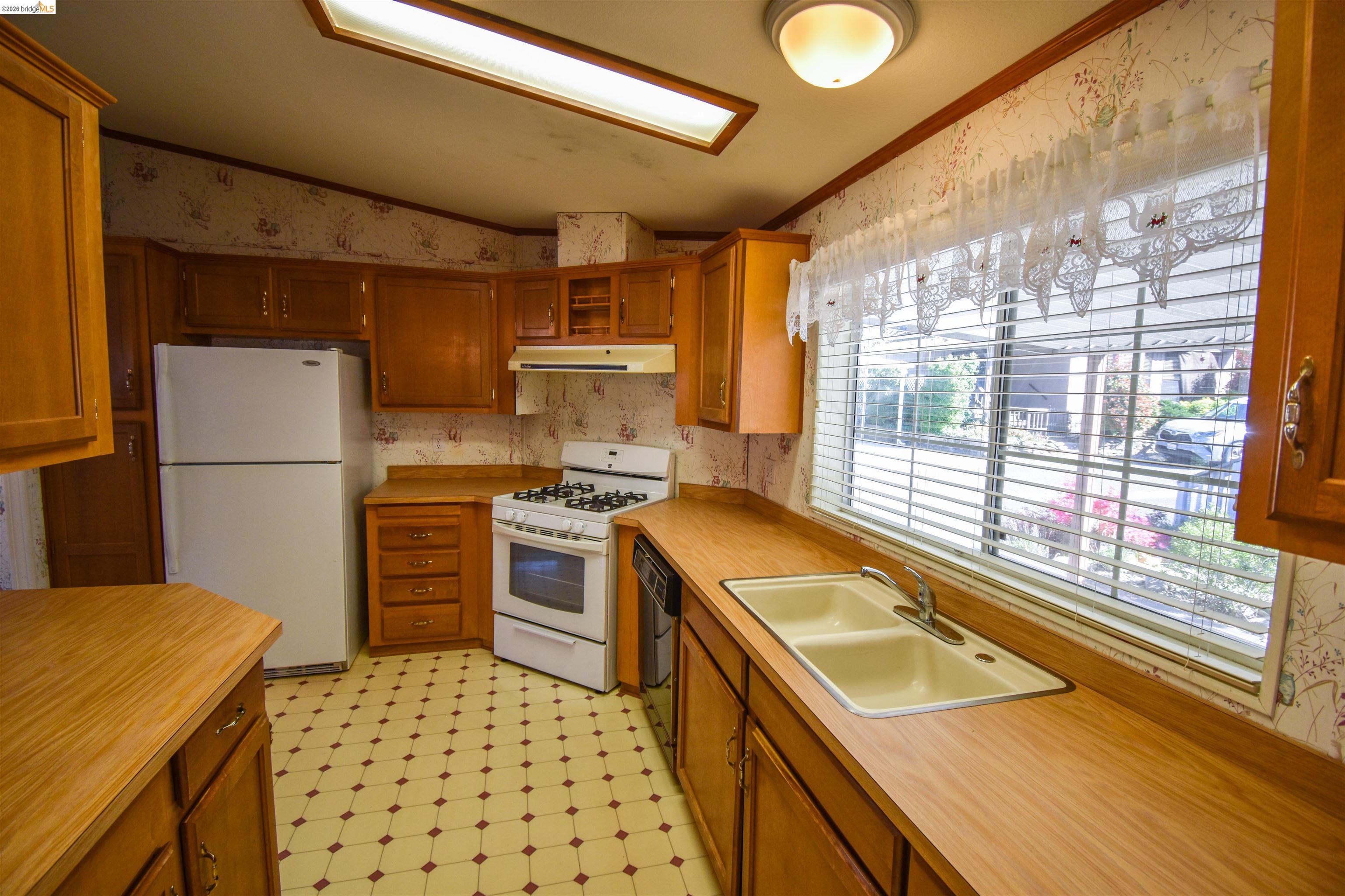 18717 Mill Villa Road, Unit 112 Jamestown, CA 95327 - Photo 10 of 30