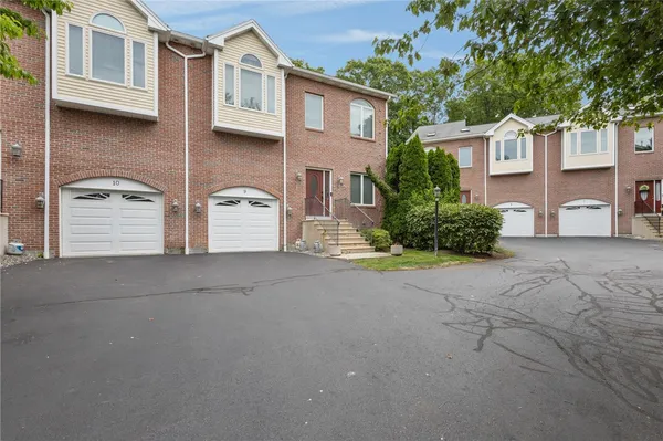 $475,000 | 131 Fruit Hill Avenue, Unit 9, Providence, RI 02911