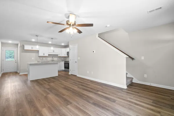 $1,250 | 512 Edlin Street, Unit C, Clarksville, TN 37043