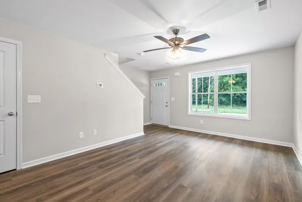 $1,250 | 512 Edlin Street, Unit C, Clarksville, TN 37043