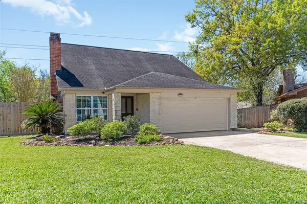 $230,000 | 7019 Sandy Knolls Drive, Spring, TX 77379