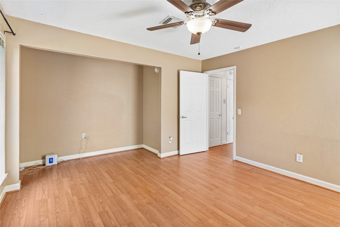 7019 Sandy Knolls Drive Spring, TX 77379 - Photo 13 of 25