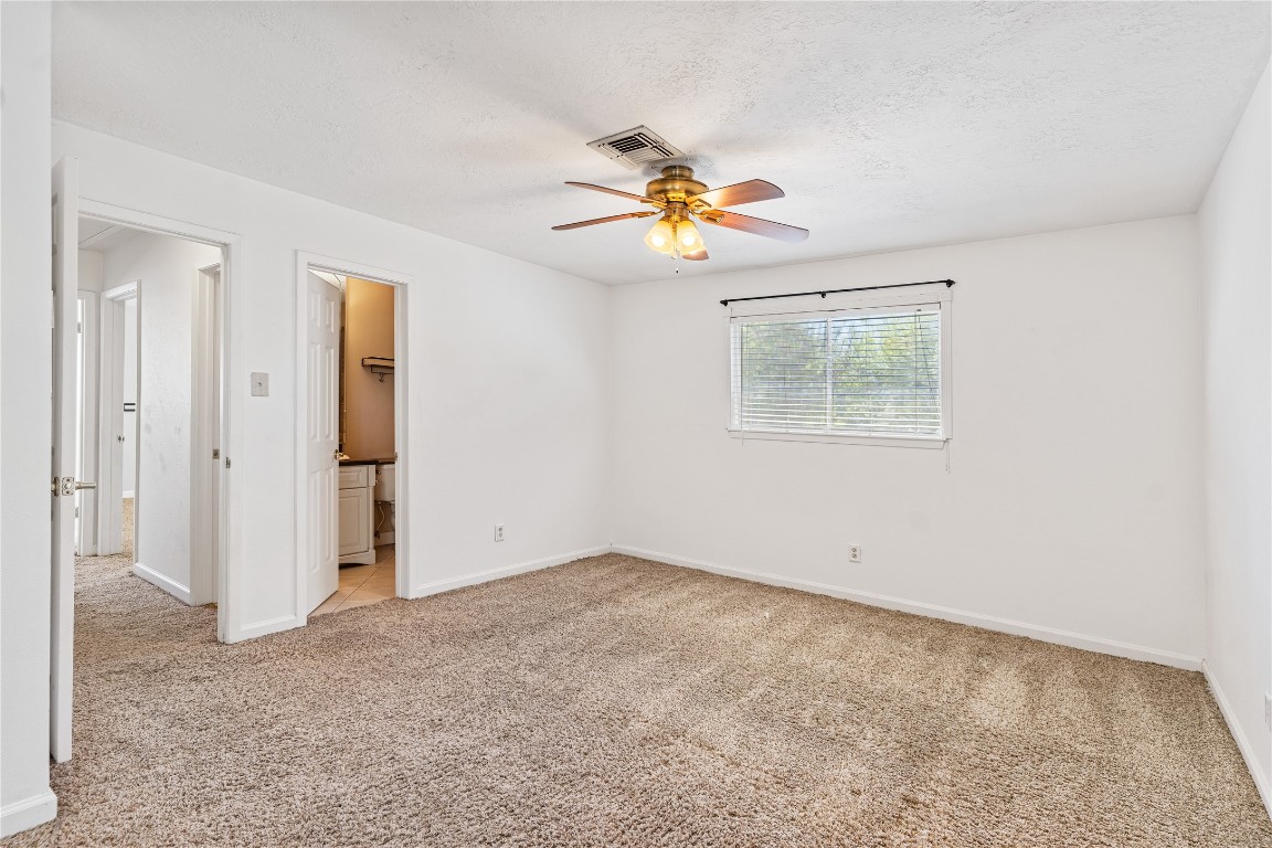 7019 Sandy Knolls Drive Spring, TX 77379 - Photo 16 of 25