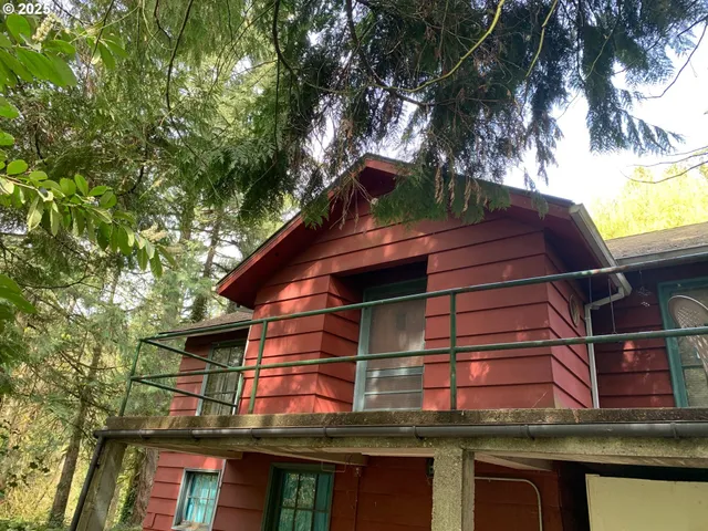 an outdoor view with patio