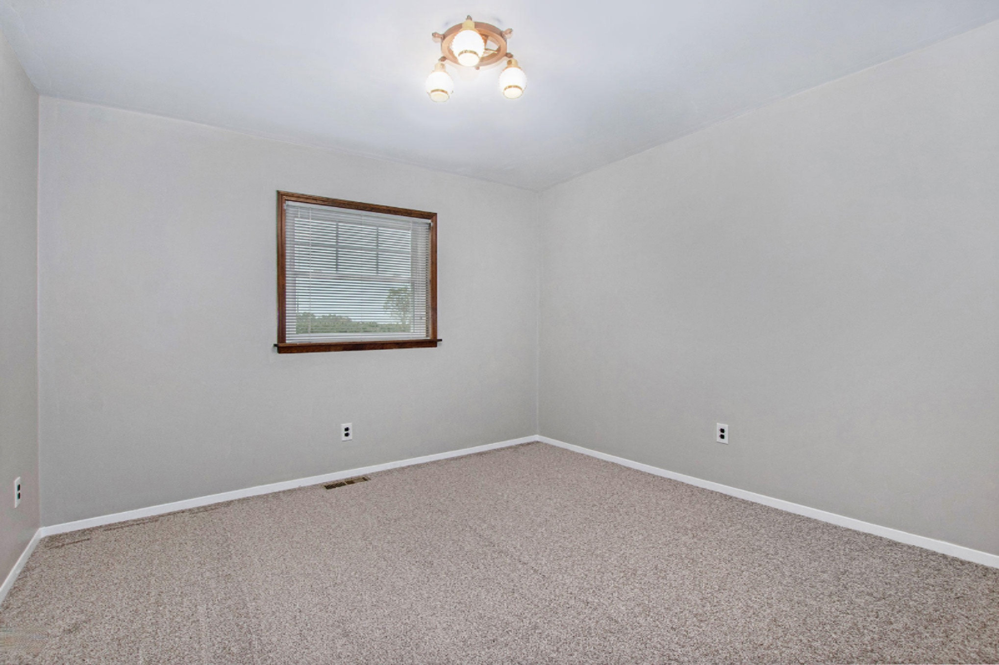 56721 Cowling Road Three Rivers, MI 49093 - Photo 20 of 36 2nd Bedroom