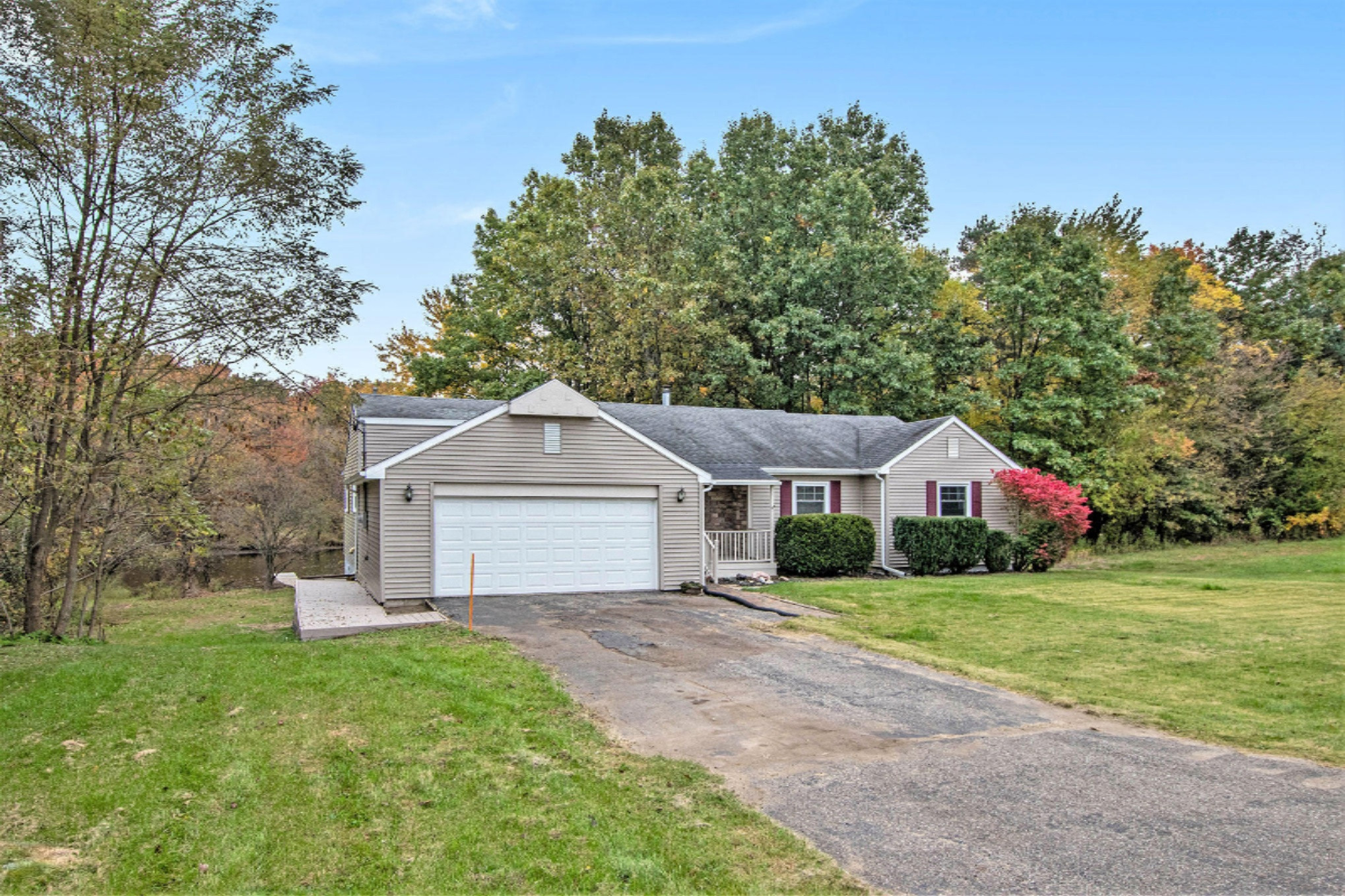 56721 Cowling Road Three Rivers, MI 49093 - Photo 2 of 36 IMG_3335